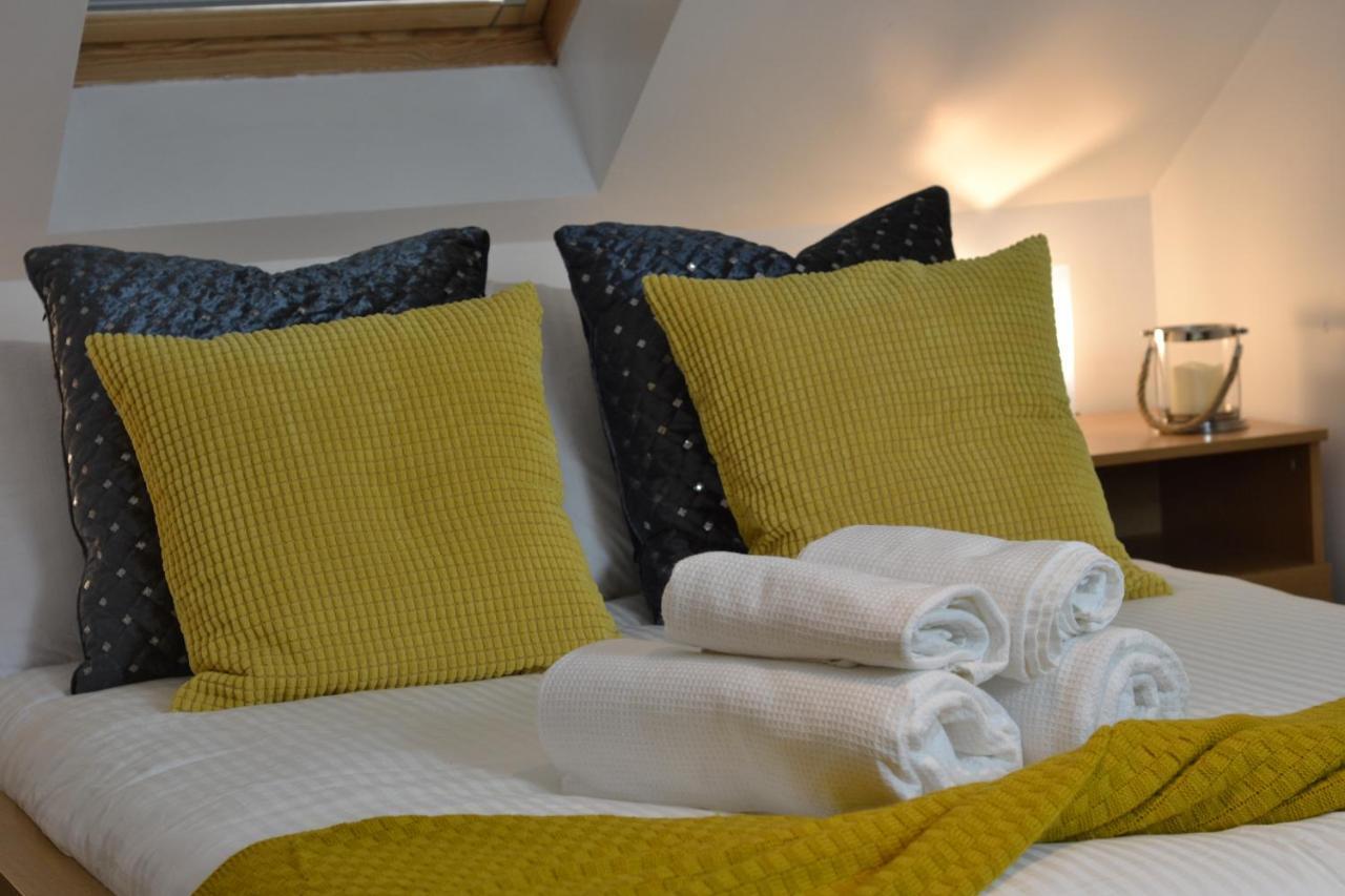 Epicsa - Family & Corporate Stay Mews Apartments With Free Parking CBG Exterior foto